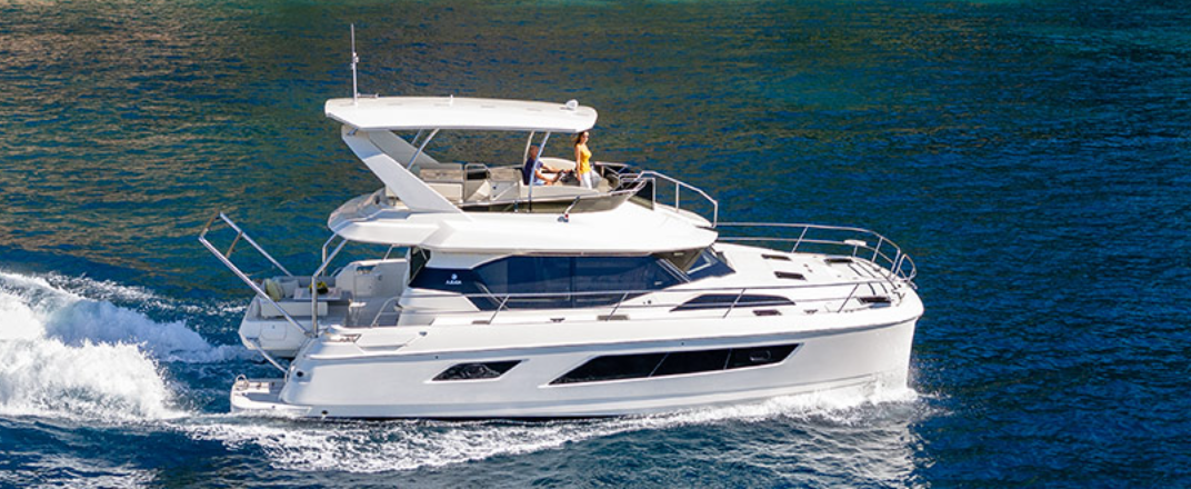 Aquila-44-Power-Catamaran - Whitsunday Escape™