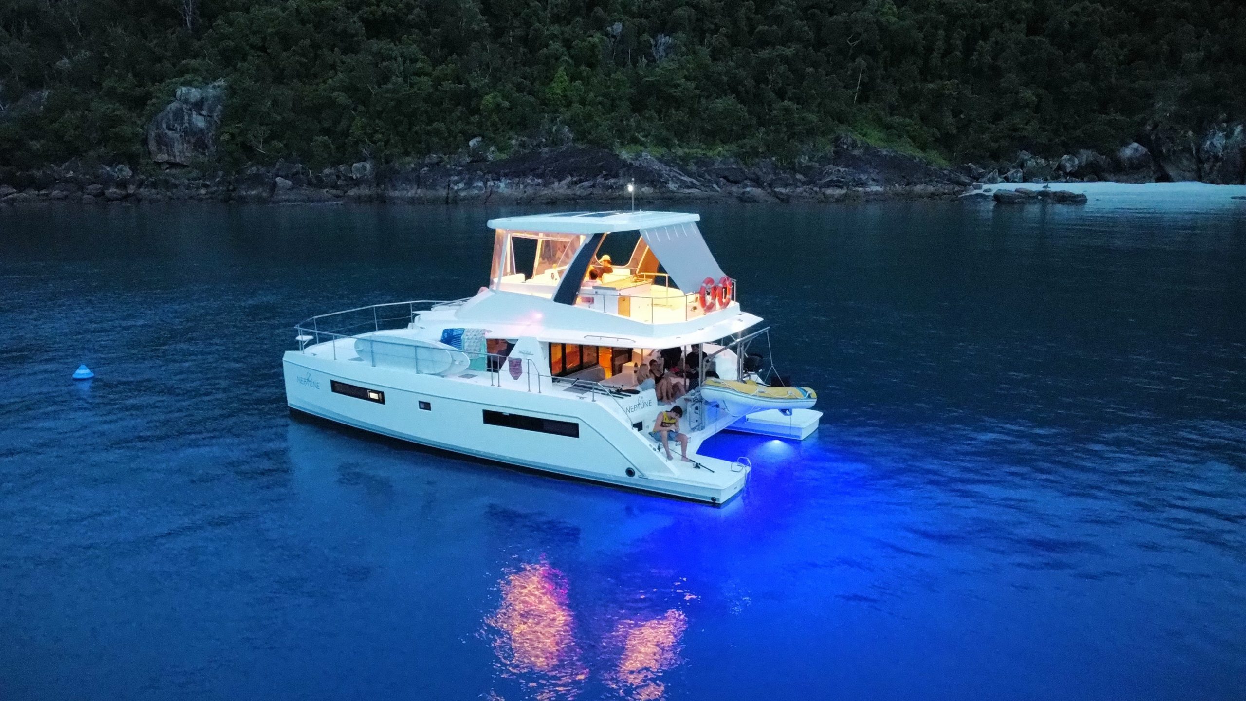 whitsunday yacht cruise